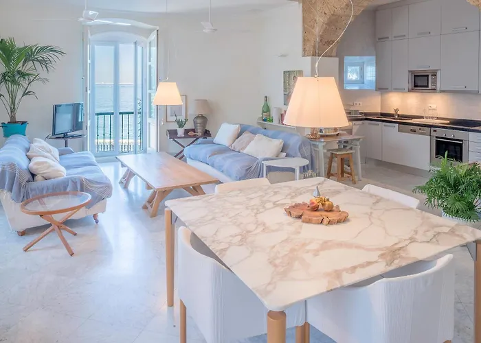 Apto Argüelles Vistas A La Bahía Apartamento Cádis